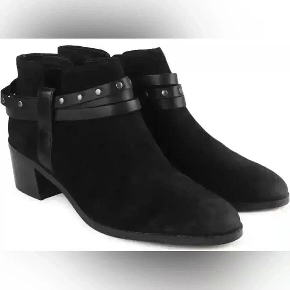 Clarks Ankle boot | Slip On | Black Suede Studded | Size 8.5 M - Picture 1 of 7
